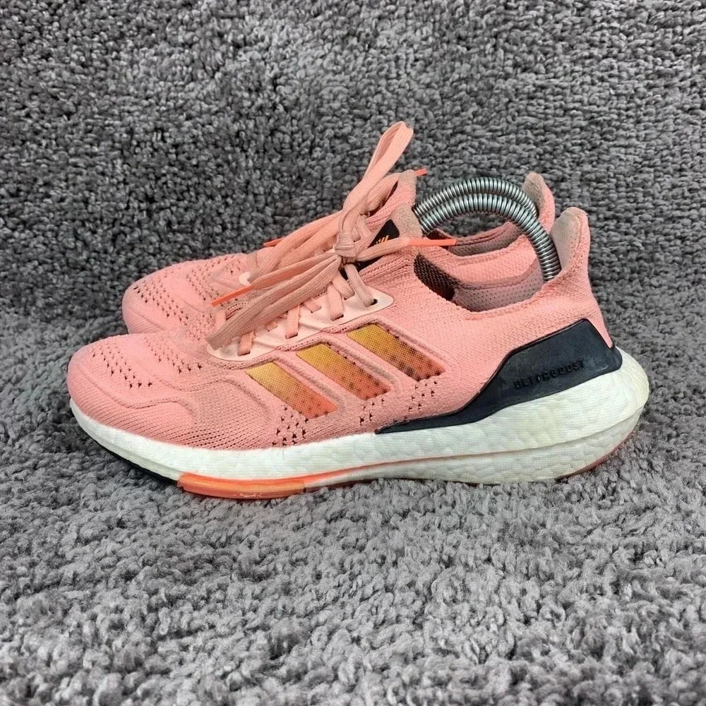 UltraBoost 22 Heat.RDY Womens Size 8.5 Coral Flash Orange Pink Running Shoes